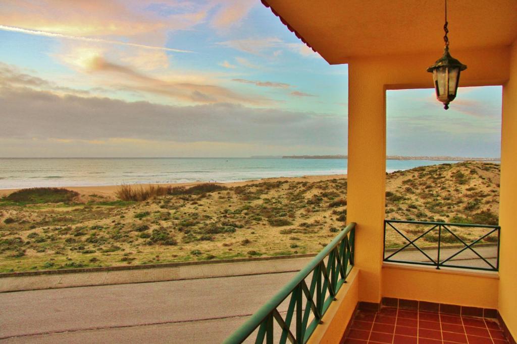 Hostel Supertubos Peniche